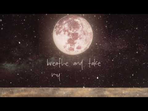 Alex Warren – Ordinary (Official Lyric Video)