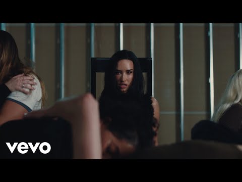 Demi Lovato – Kiss (Official Music Video)